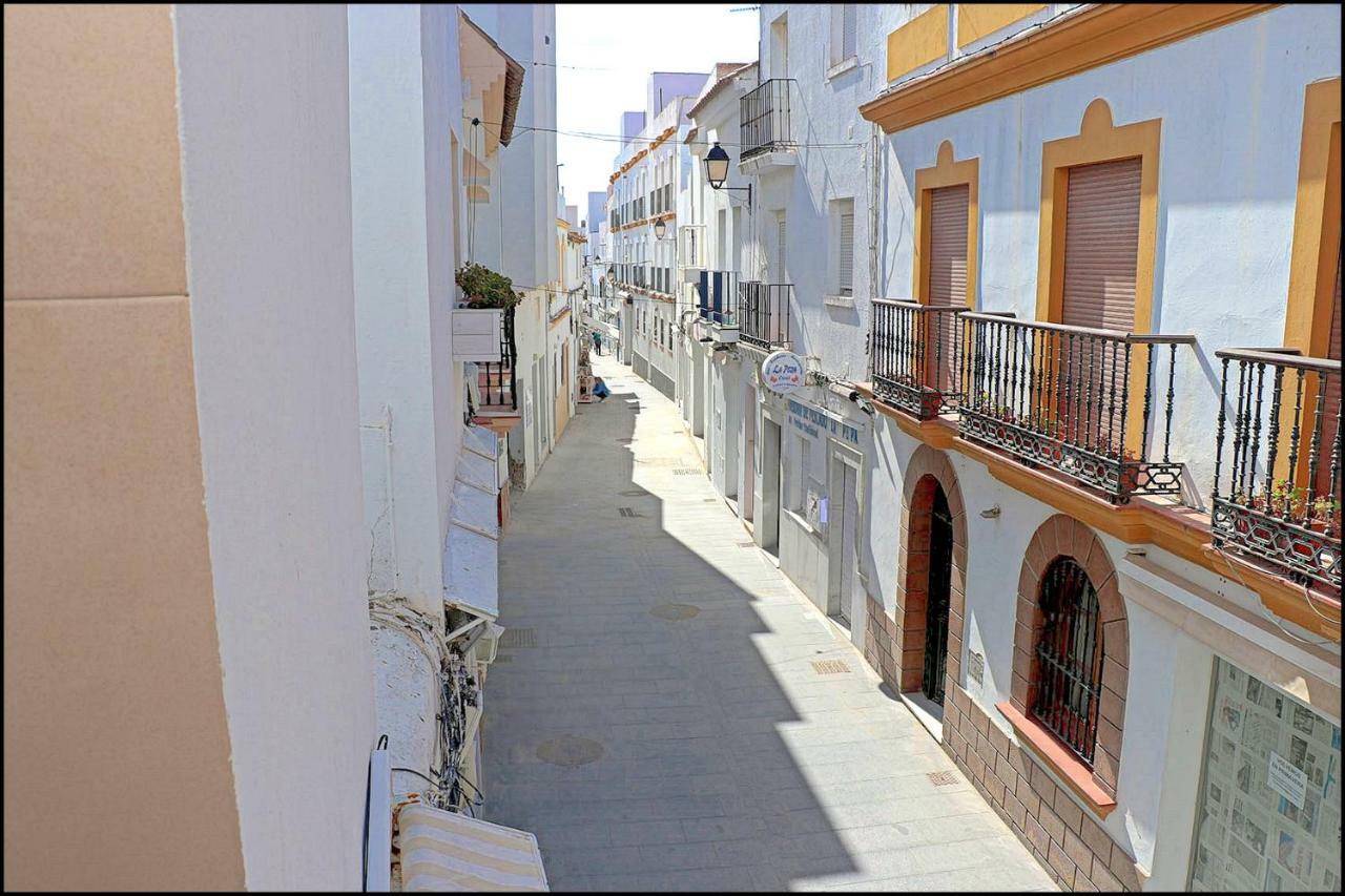 Apartamento con WiFi en el centro Conil De La Frontera Exterior foto